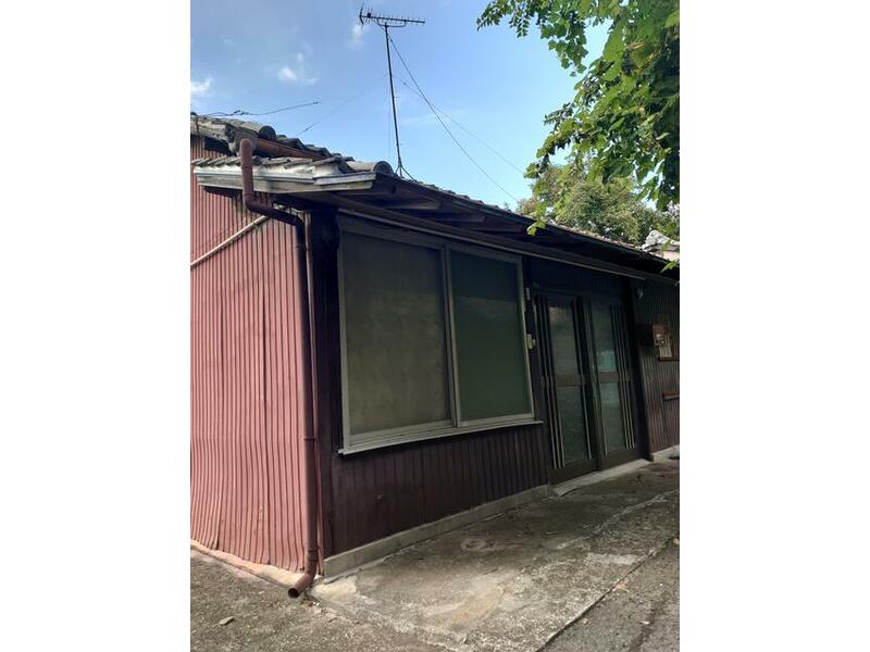 Himehama, Toyohama-cho, Kannonji-shi, Kanonji-shi (Toyohama station) Single story house, 4DK

900,000 yen