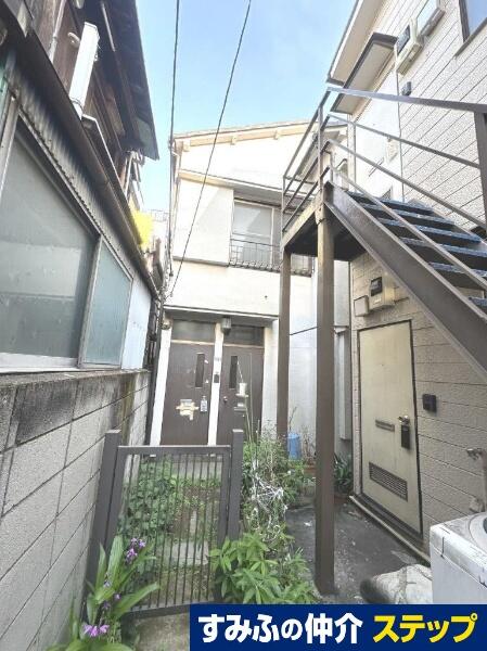 Cheap house for sale in Bunkyo, Tokyo