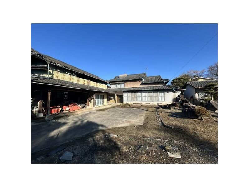 Yamaga City, Hobota (Ueki Station), 2-story building, 6DK