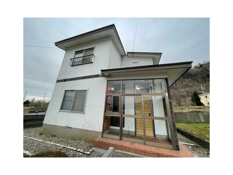 Kameda District, Nanae Town, Aza Fujijo 2-story 5LDK