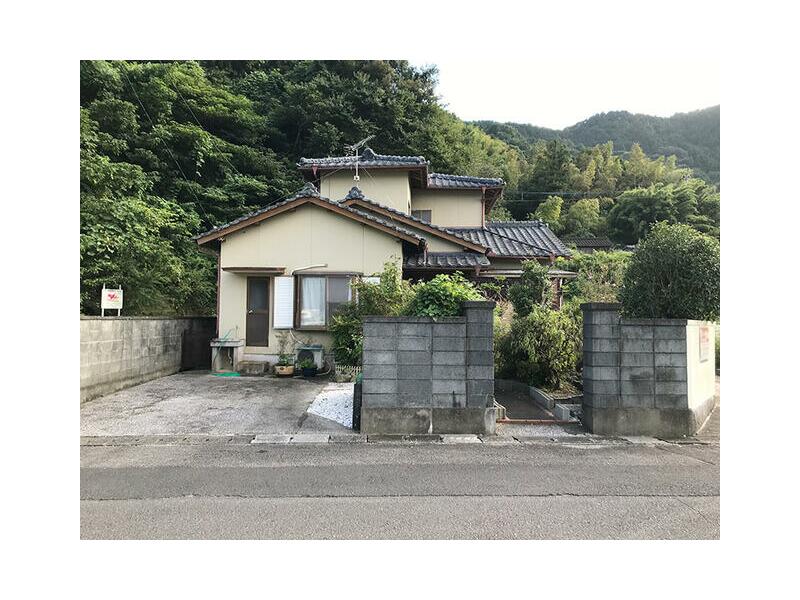 Tsukumi-shi, Oaza-Senju (Tsukumi station) 2F 6K

2,000,000 yen