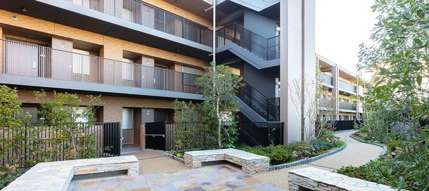 スクエア広場