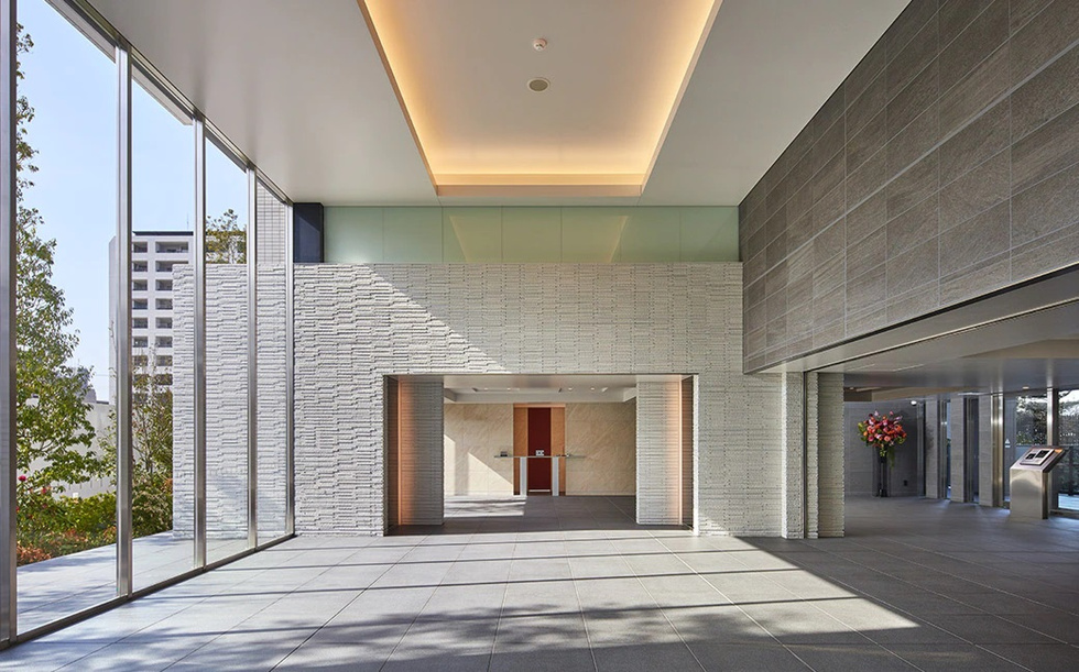 エントランスホール（2022年4月撮影）