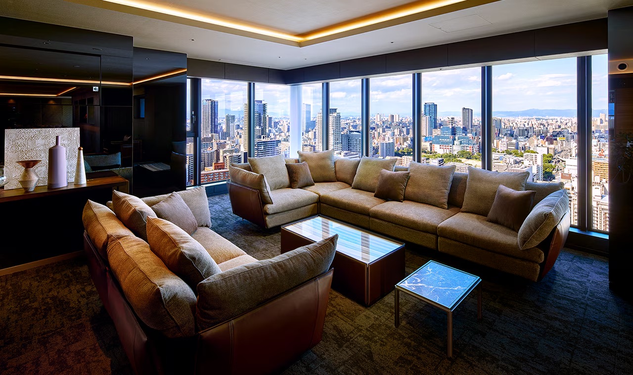 Sky Lounge