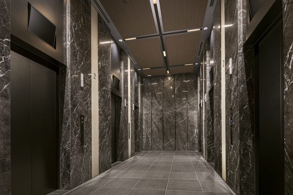 Elevator hall