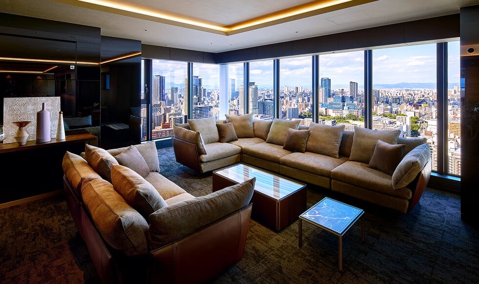 Sky Lounge