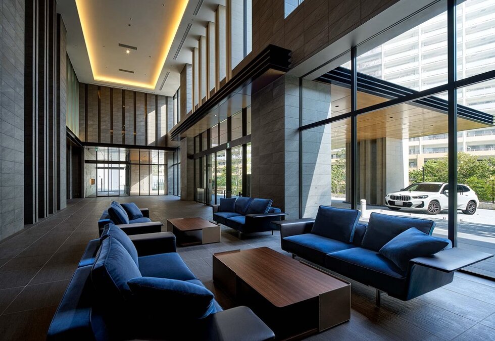 エントランスホール・ラウンジ（2025年9月撮影）