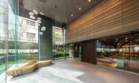 エントランスホール(2025年11月撮影)