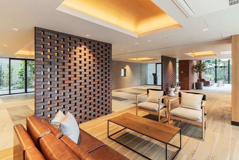 グランドラウンジ（西敷地）