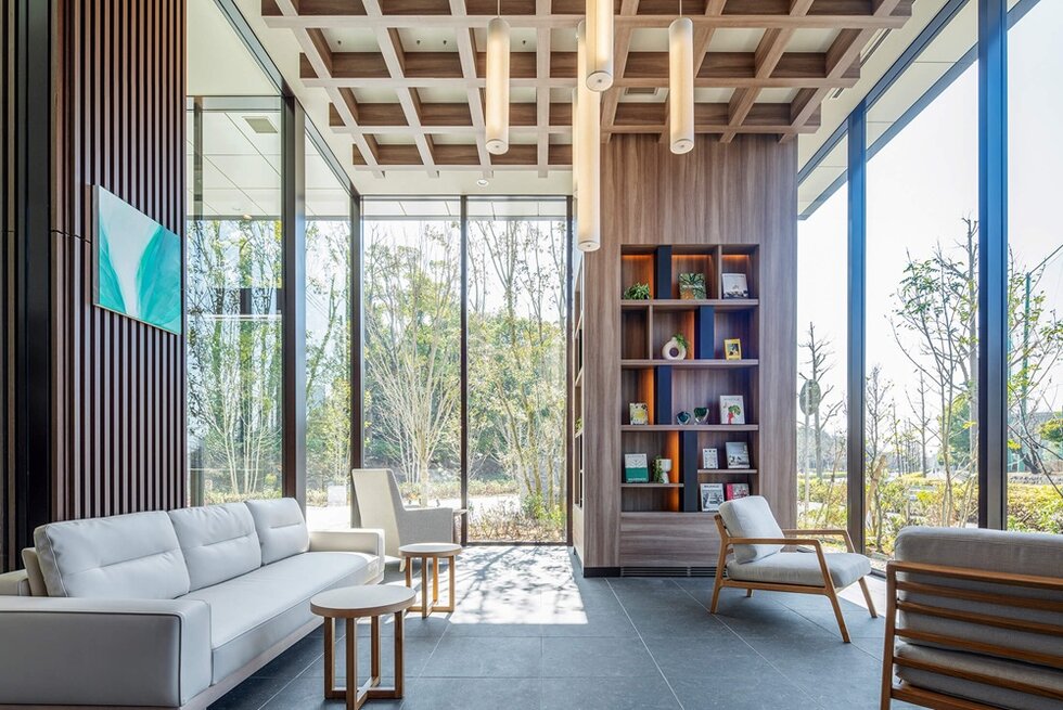 ブリーズラウンジ（東敷地）