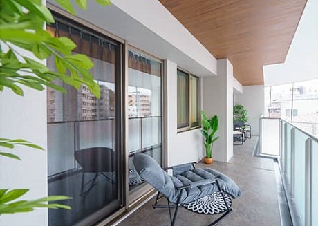 ROOF TERRACE