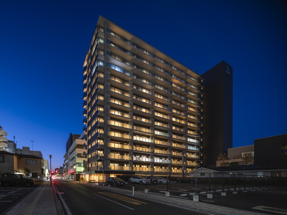 竣工写真（外観夜景）