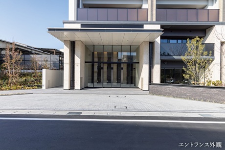 エントランス外観