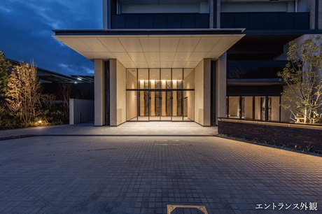 エントランス外観