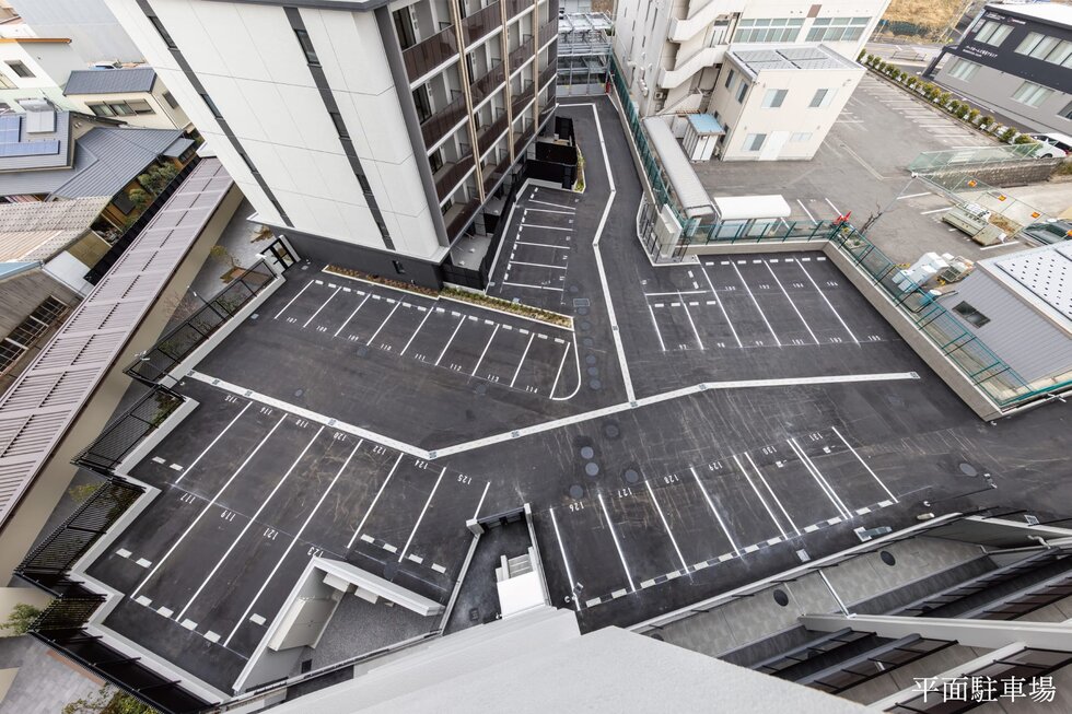 平面駐車場