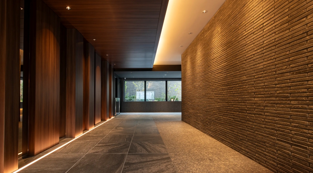 エントランスホール（2025年11月撮影）