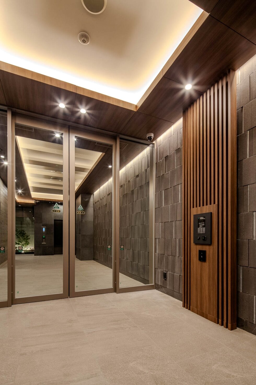 エントランスホール