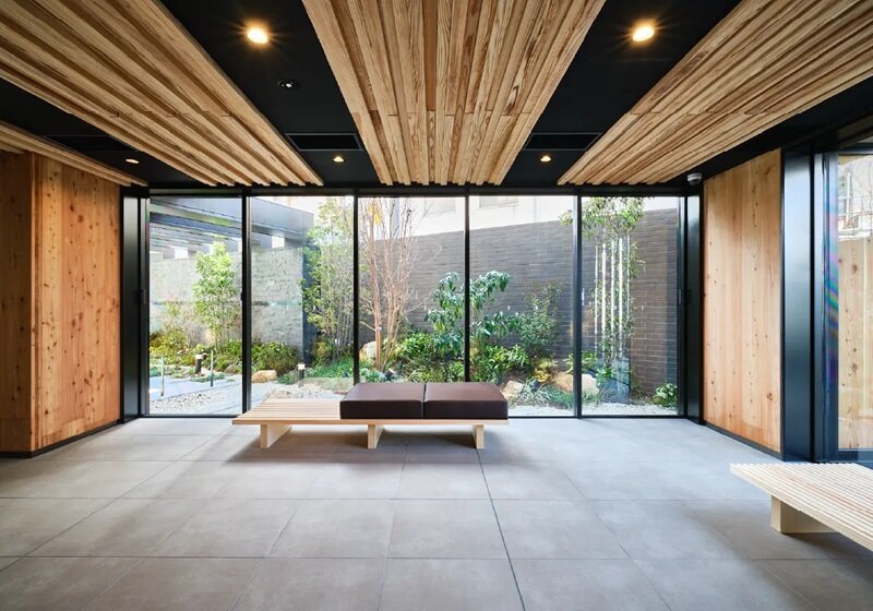 エントランスホール写真（2026年2月撮影）