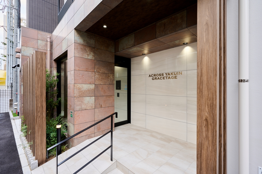 エントランス(2025年10月撮影)