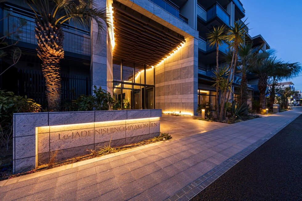 エントランスアプローチ（2026年2月撮影）