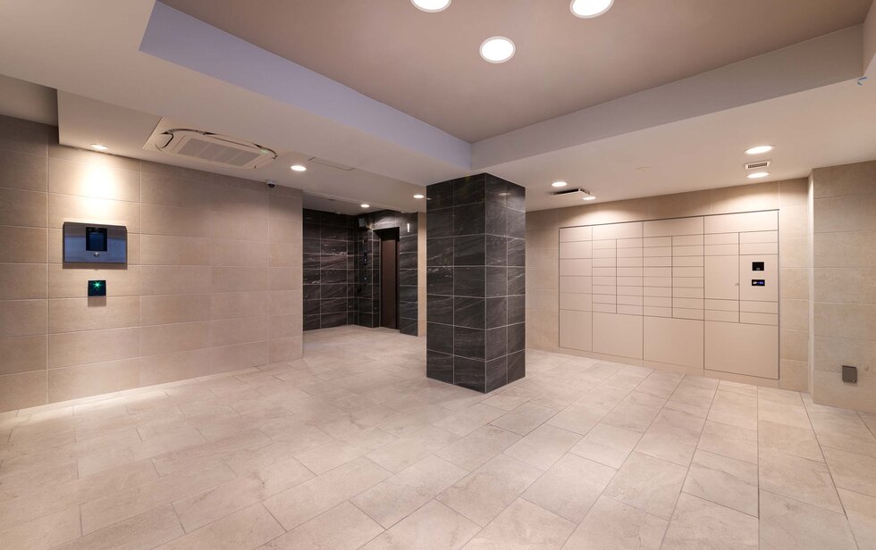 ENTRANCE HALL(2025年11月撮影)