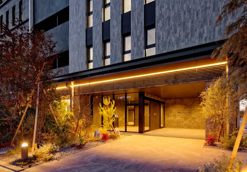 エントランス廻り(夜景)