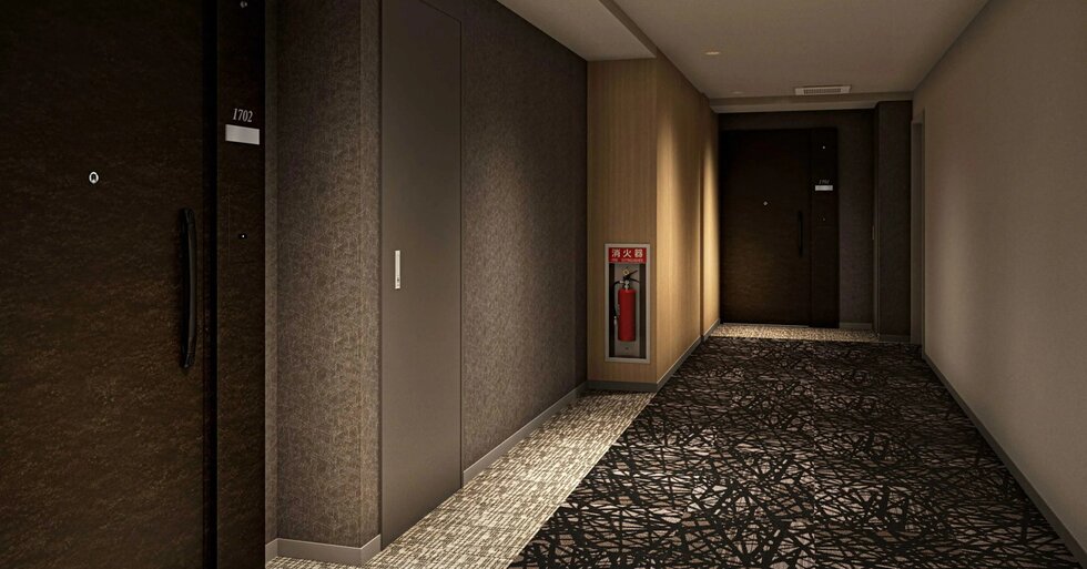 INTERIOR CORRIDOR