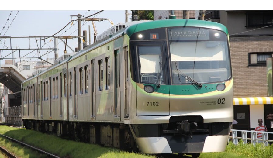 多摩川線は日中は約6分間隔で運行、通勤時間帯は約4分間隔で運行。
