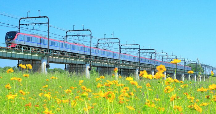 京王線「京王八王子」駅 徒歩13分（現地風除室より）