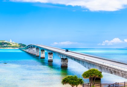 名護／本部エリア（世冨慶IC）へ車で64分
（現地より約42.2km）