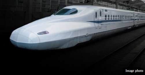 SHINKANSEN
新幹線で全国の都心へ。
「東京」や「京都」、「博多」も生活圏に。