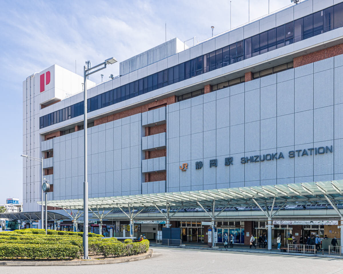 SHINKANSEN
JR東海道本線・東海道新幹線「静岡」駅 徒歩13分（約990m）