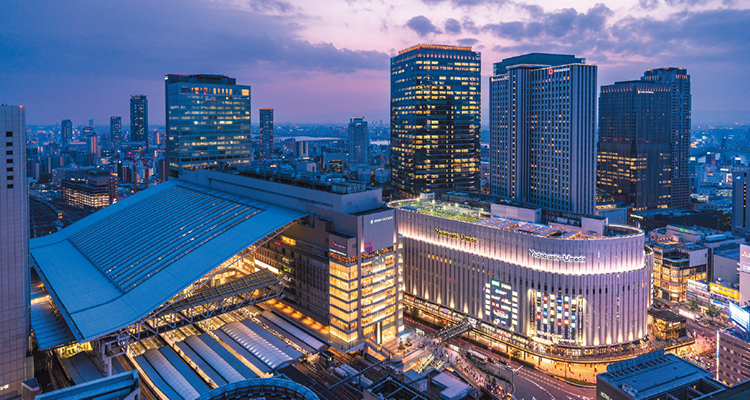 「京橋」駅からの乗換えで大阪中心部へ。