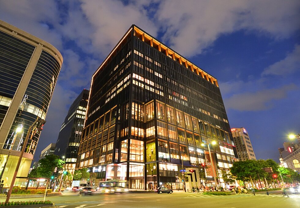 TENJIN 21min※1
福岡に未来を呼ぶ「天神ビッグバン」、ここが新たな九州の中心。