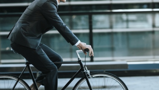 「名古屋」駅［桜通口］
自転車12分（約2,760ｍ）