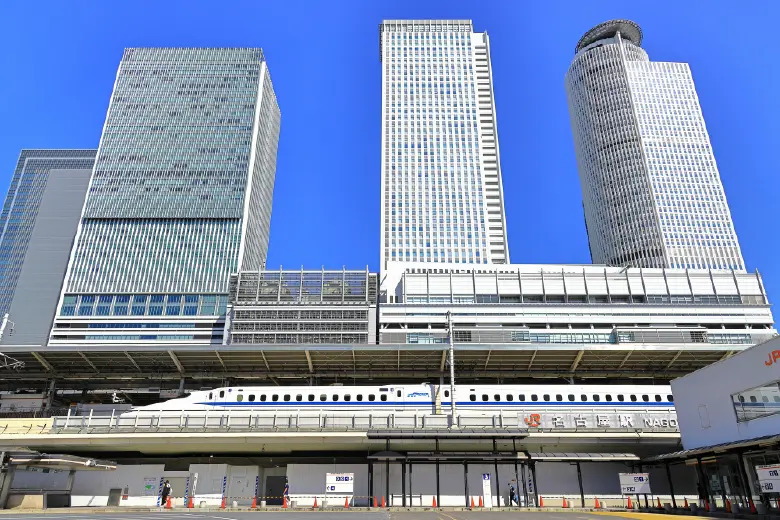 NAGOYA-名古屋-
中部最大のターミナル「名古屋」駅へスムーズアクセス。