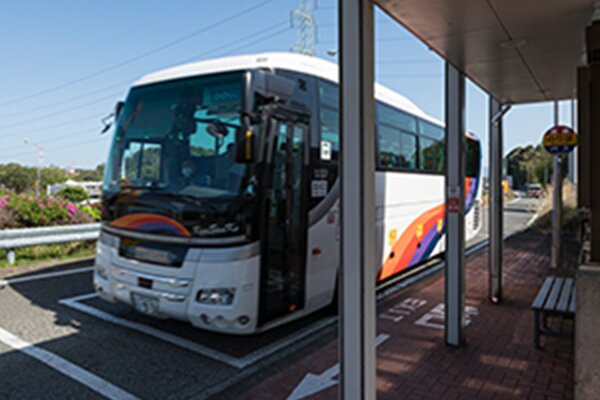 高速基山バス停（上り）