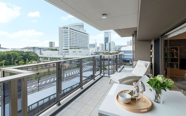 BALCONY