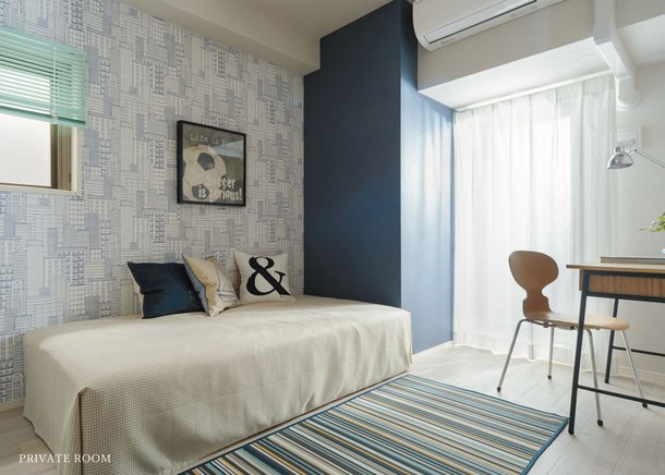 PRIVATE ROOM