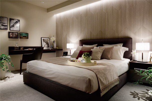 MASTER BEDROOM