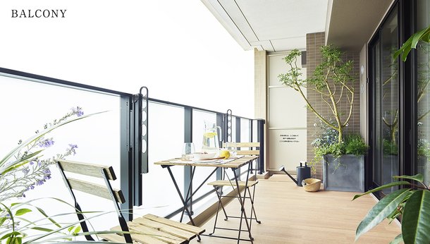 BALCONY