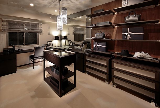 PRIVATE ROOM