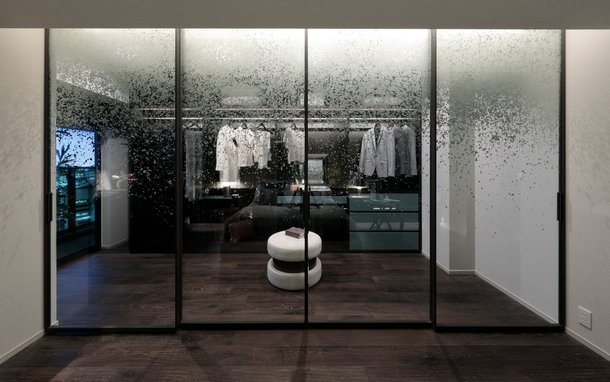 Walk-in closet