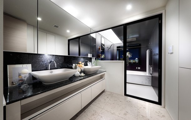 Powder room