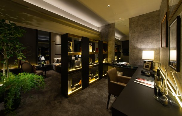 STUDY ROOM