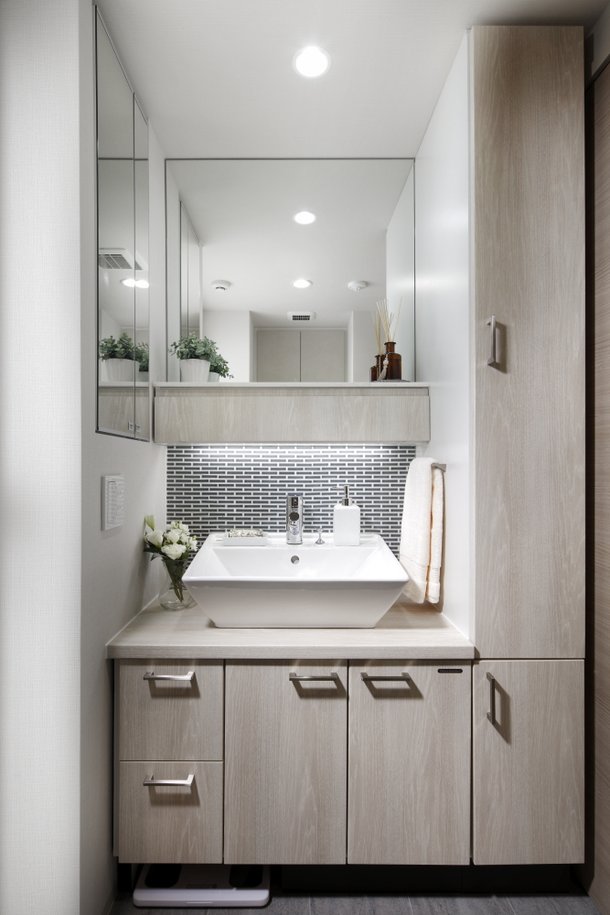 Powder Room