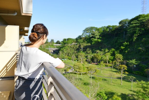 BALCONY