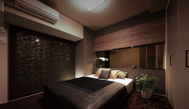 MASTER BED ROOM