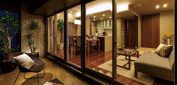 LIVING DINING KITCHEN・BALCONY