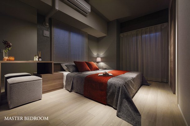 MASTER BEDROOM